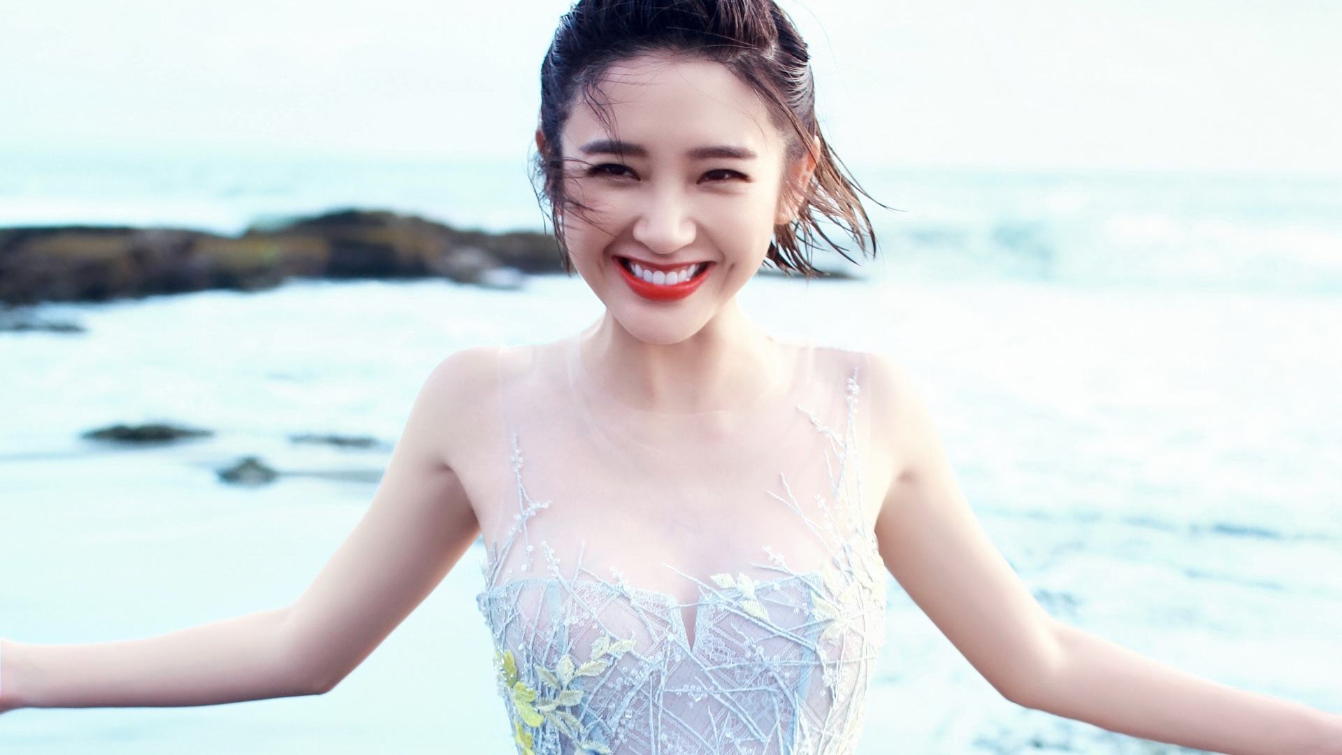 唐艺昕|唐艺昕初恋，早恋、异地恋