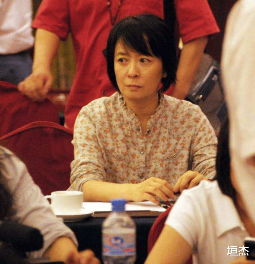 狂飙|京圈中六位“豁得出去”的女人：一位比一个有手段，各个都不简单