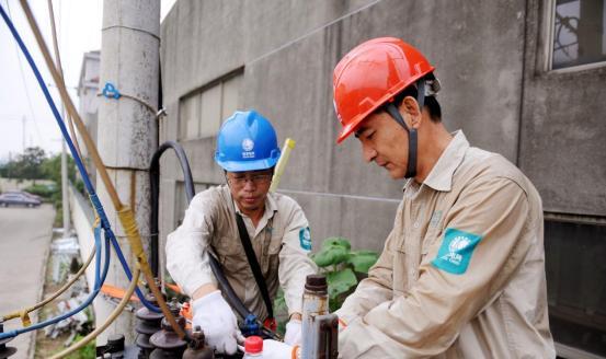 工人|工厂建起来了,工人却不好招了,为何德企和美企与我们截然相反?