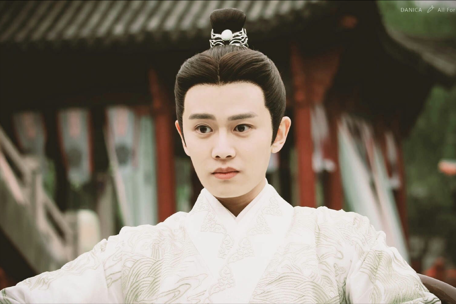 聂欢|任嘉伦:即使一辈子不红,我也不会抛弃陪伴了我11年的妻子聂欢