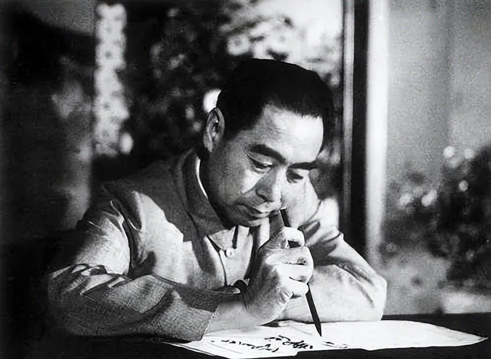 副军长丈夫牺牲后,李又兰改嫁张爱萍将军,生下三个儿子都是牛人