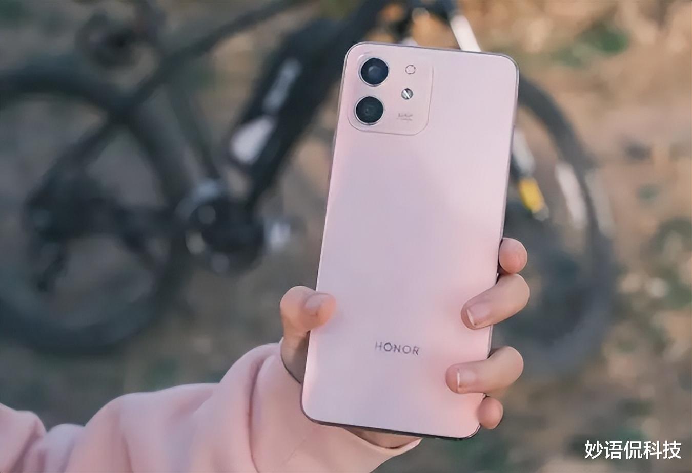 荣耀play|荣耀新机再次斩获首销冠军，6nm+10G运存，1599元的定价真的香