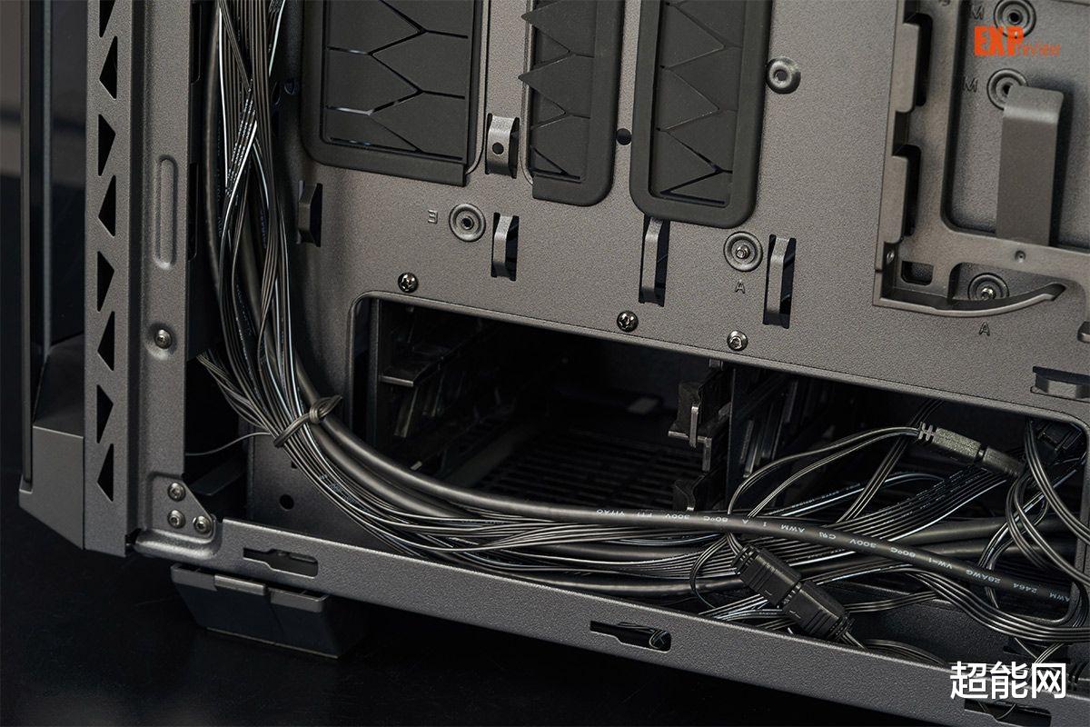 商业综合体|XPG 幻境 全透电竞机箱评测:大气而优秀,高端玩家的首选之一