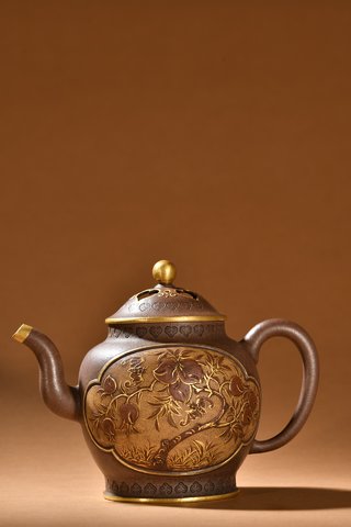 乾隆|清乾隆 紫砂青段描金蝙蝠求寿茶壶