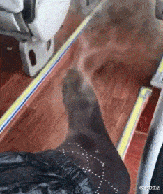 迪迦·奥特曼|一个手电筒APP占我1个G的内存，里面是藏了个迪迦奥特曼吗？