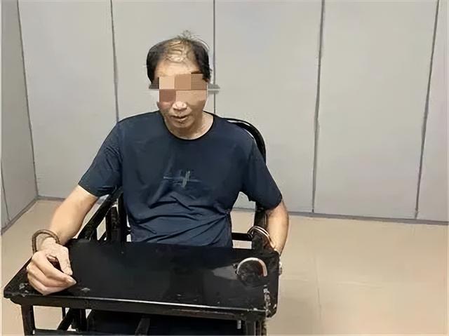 2014年女教师因烂赌负债30万,不惜委身58岁老汉,惨遭骗色酿悲剧