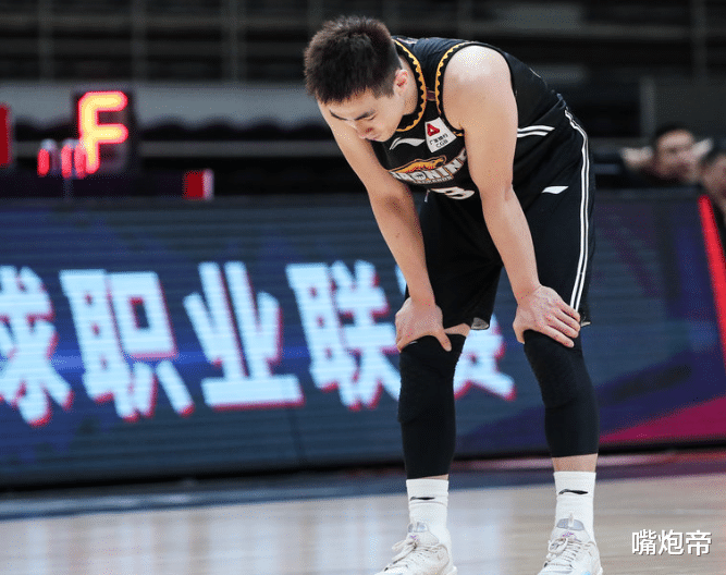 赵继伟|辽宁输球真相曝光！赵继伟31秒不听指挥无视杨鸣，少帅拍裁判太无奈