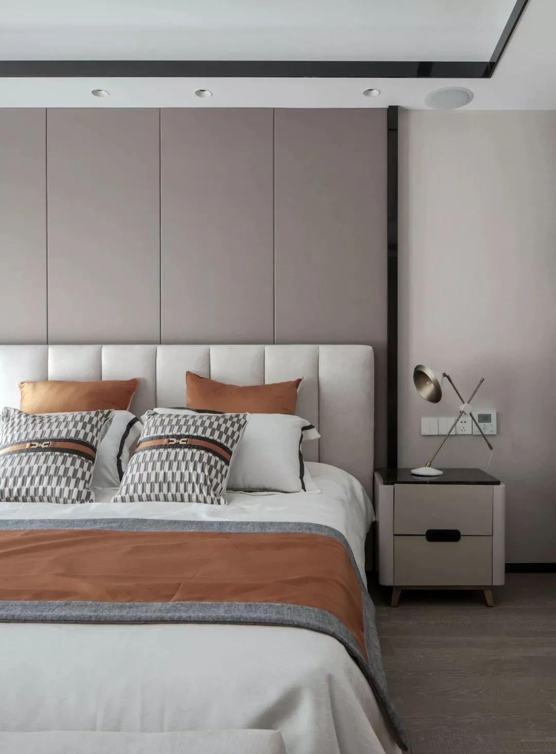 135㎡现代轻奢风婚房,被总说是效果图,其实你家也可以这样