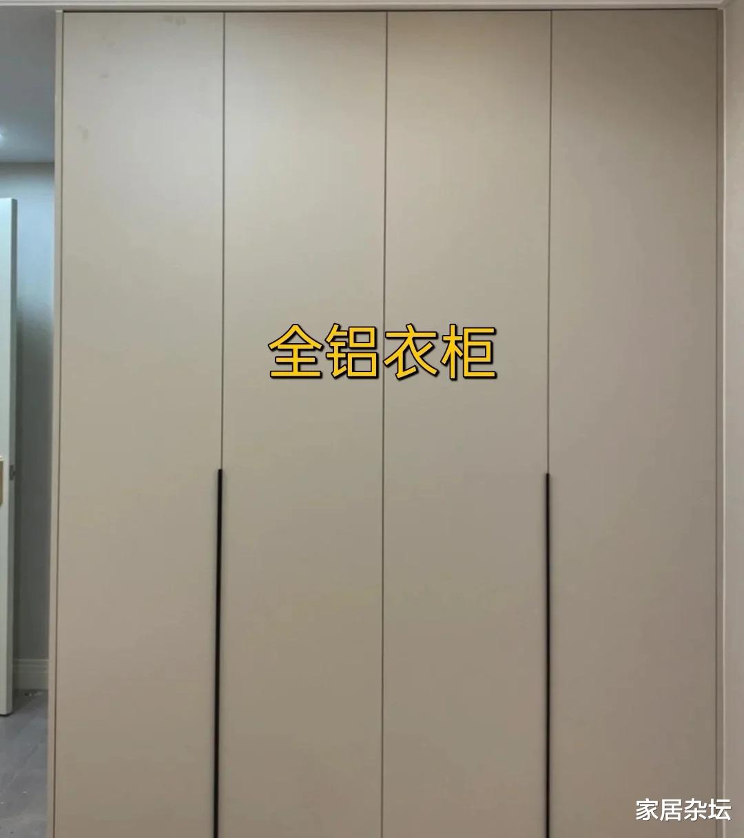 卧室地暖对衣柜有3点影响，衣柜选择要注意，建议参照这4点建议