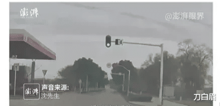 男子驾车正常行驶被120救护车撞进水沟溺亡,家属质疑对方见死不救!