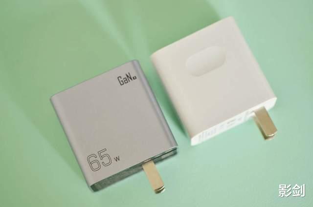 壁紙|居家好物：努比亞新款四口65W氮氣鎵充電套裝實測，溫控好、安全性高