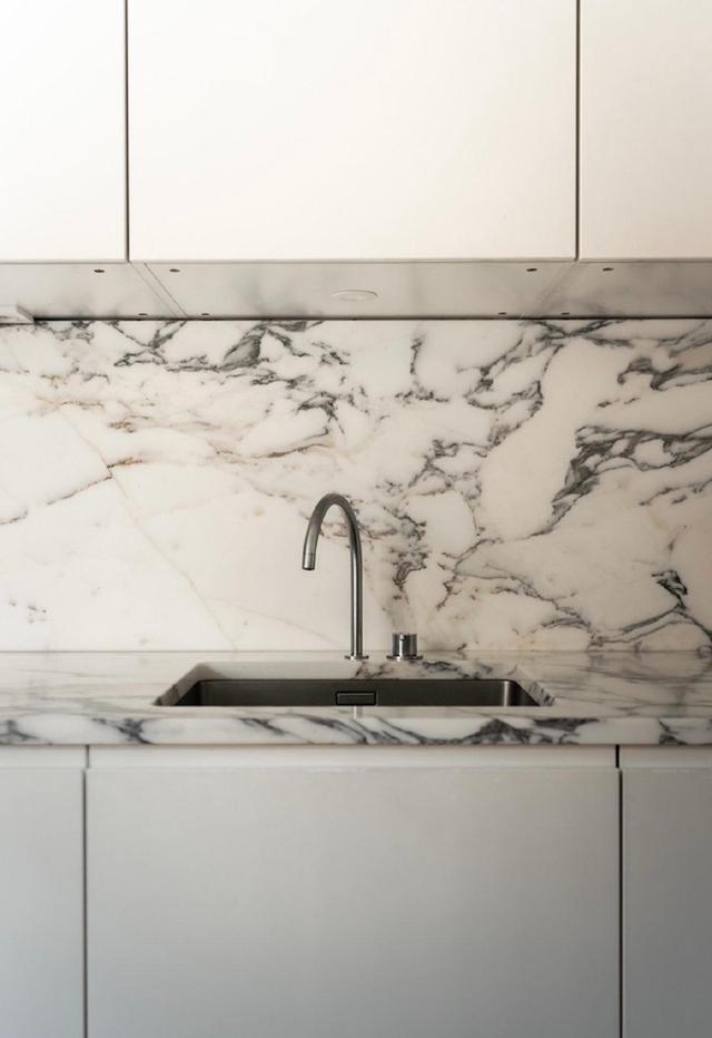 斯德哥尔摩62平公寓，干净无杂乱之感，展现北欧风的简约生活情调