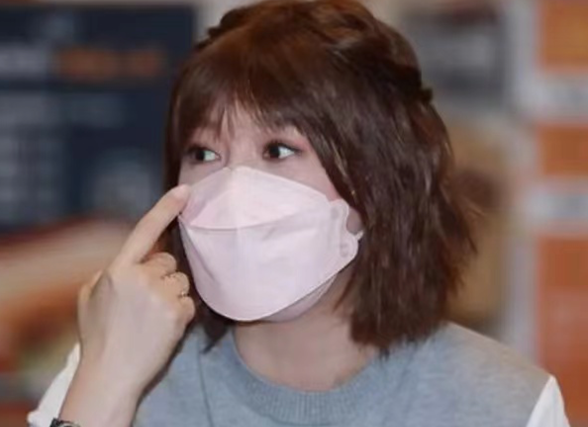 朱芯仪|贾静雯弟媳因癌切除胸部!手术17小时中途大出血,靠输血维持生命