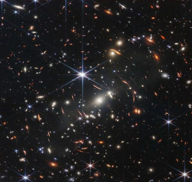 为什么宇宙大到难以想象的程度?具体是什么样的难以想象的程度?