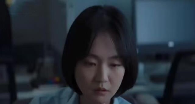 安娜|《安娜》第5集大反转啦！真安娜自杀，闺蜜智媛怀疑安娜身份