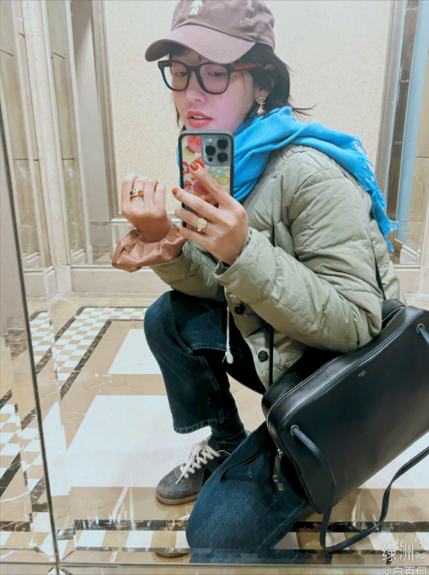 景甜|主持老好人心灰意冷？陈飞宇接收许魏洲粉丝？白百何被人告了？