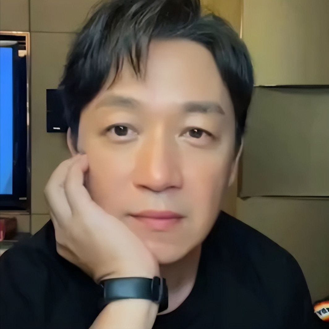 舔狗|马思纯和baby有过节？潘粤明终于瘦了？舔狗富二代处境不妙？