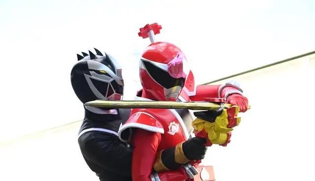 桃太郎|暴太郎战队咚兄弟5话追加通稿黑衣狗哥主场E哥：请准备好猪排饭