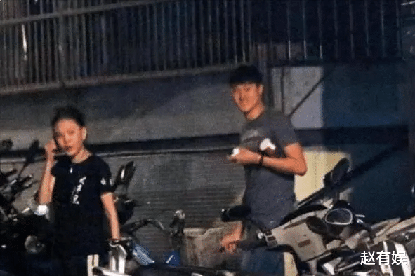 林靖恩|又一对“祖孙恋”修成正果？女方是66岁女富豪，男方是小40岁模特