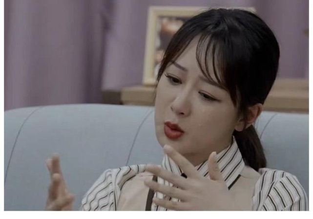 杨紫|出道即巅峰的顶流小花杨紫，年年出爆剧，为何今年风光不再？