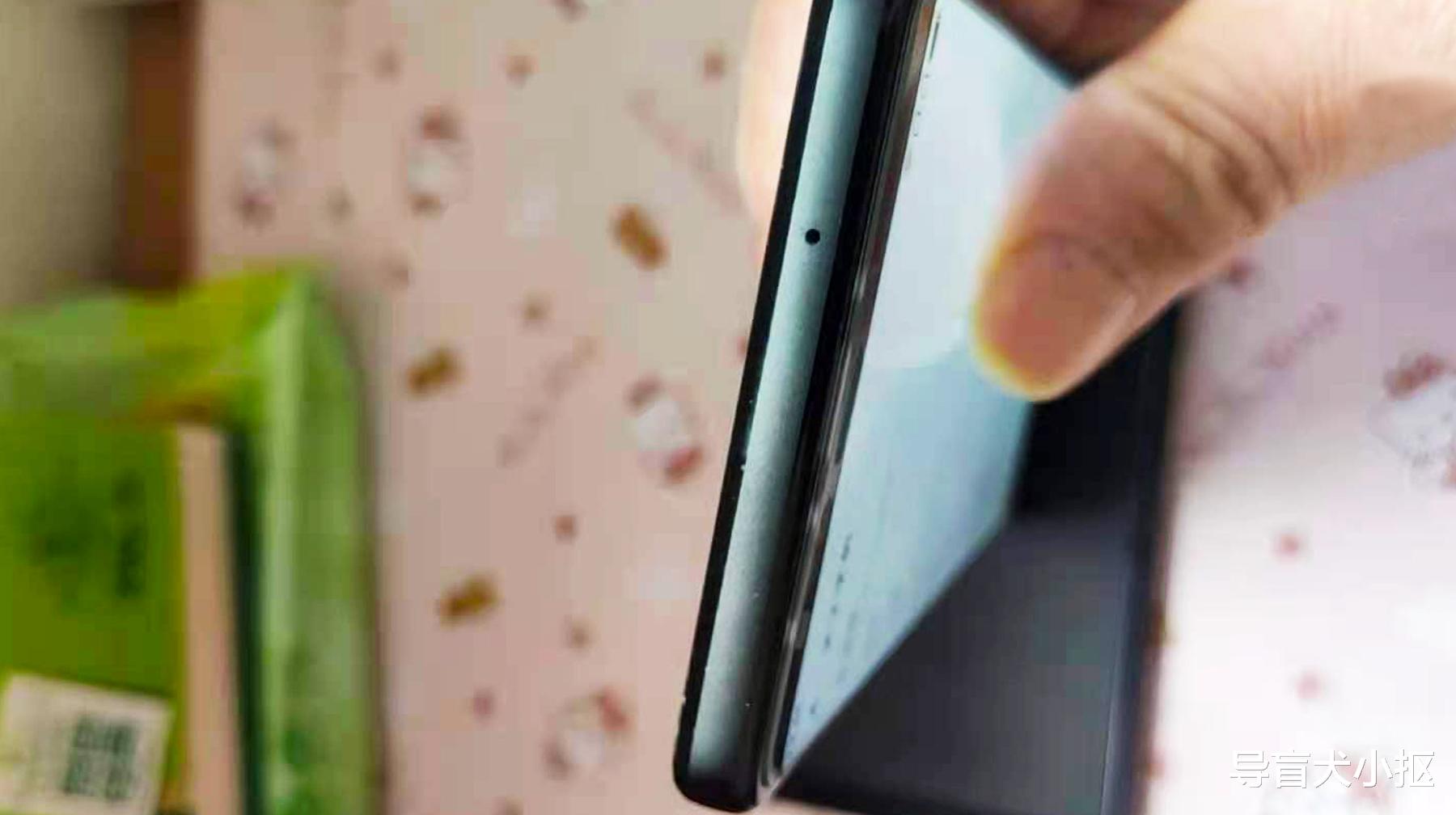 360手机|设计灵感来自小黄人，这款国产二手360手机，外观比系统更有亮点