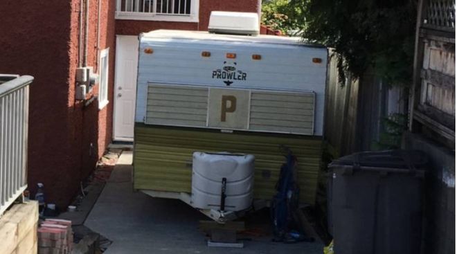 重庆|这也行?加拿大房东在自家车道上盖了一间“卧室”出租!月租$650