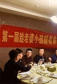 篮球鞋 “帮我取名，我谢您10年蛋糕”