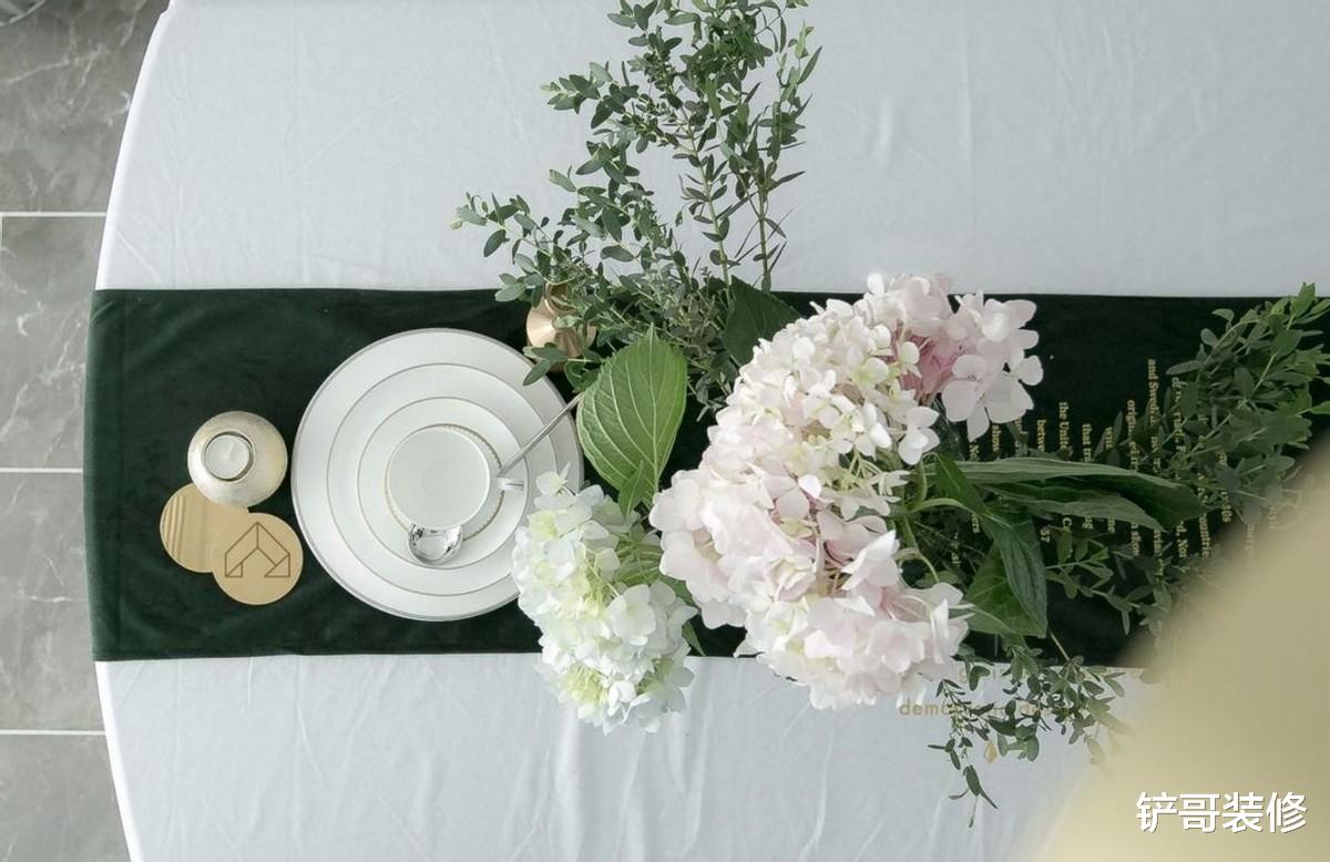 90后海归小姐姐晒自己的家,140㎡设计巧妙,网友赞叹:真高级