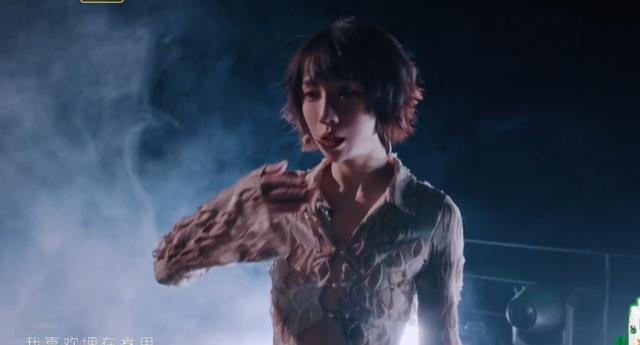 刘恋|刘恋小组意难平，高难度舞台堪称艺术品，人气却成为绊脚石