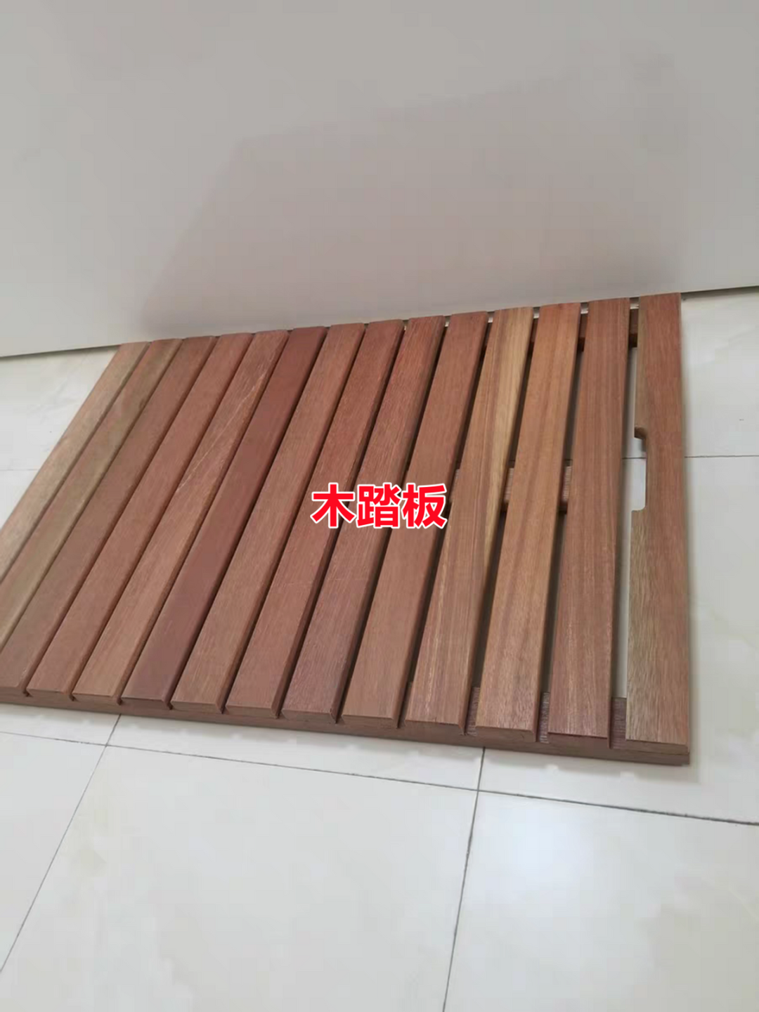 卫生间装修早早掌握“3字诀”,防滑到位,舒舒服服享受淋浴泡澡