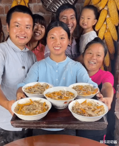 短视频|牛爱芳洗白再翻车？“电视台”真面目曝光，网友：能火不是偶然