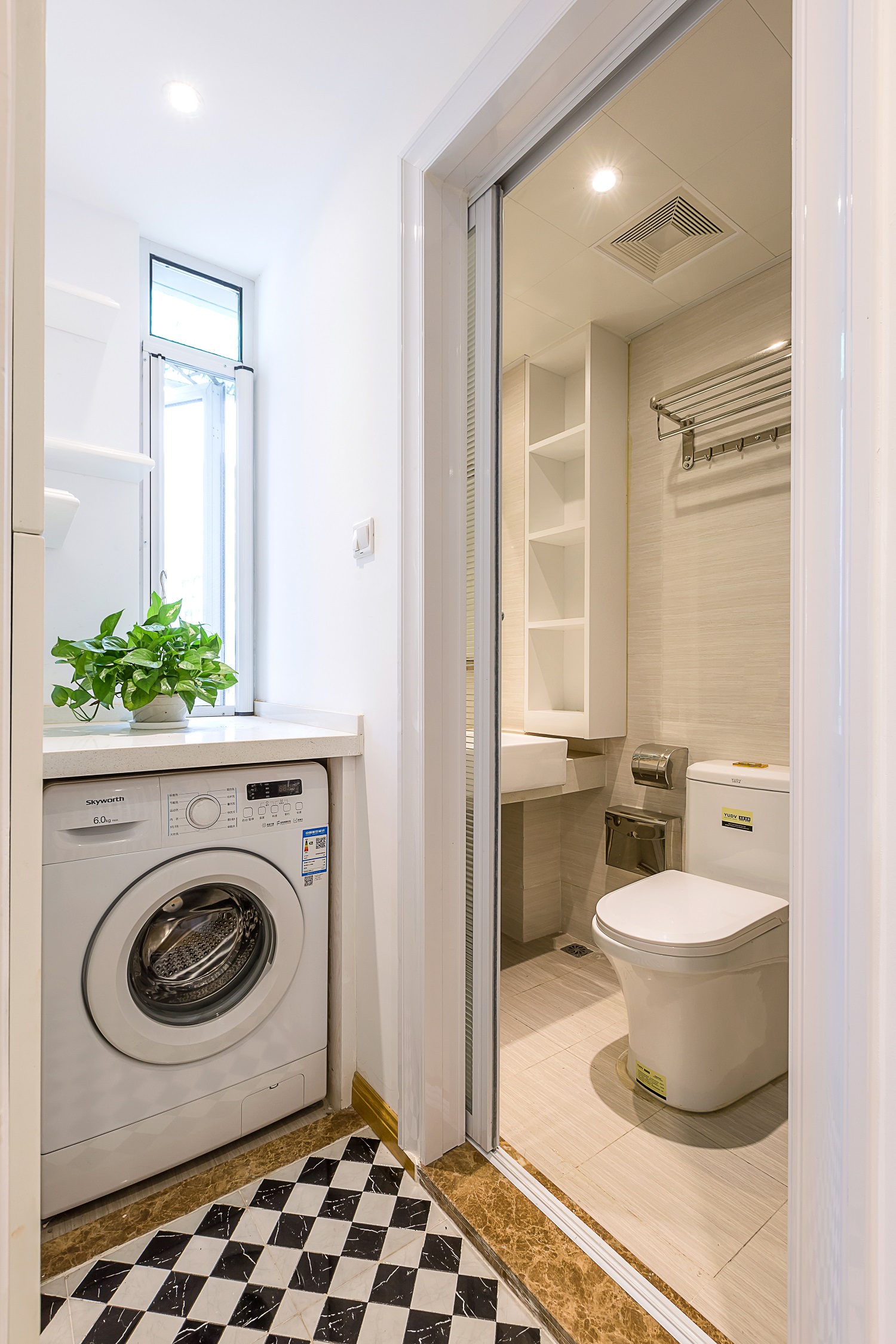 56㎡老学区房,仅花5万改造,没想到这么实用,颜值又高