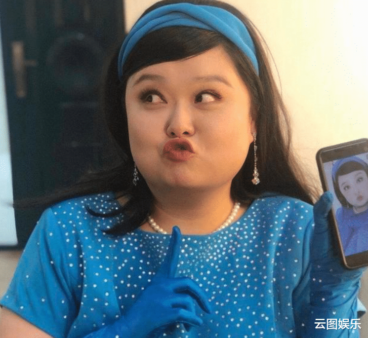 陈嘉佳|港星陈嘉佳内地开店!开业礼穿旗袍请舞狮表演,店内摆满名贵干货