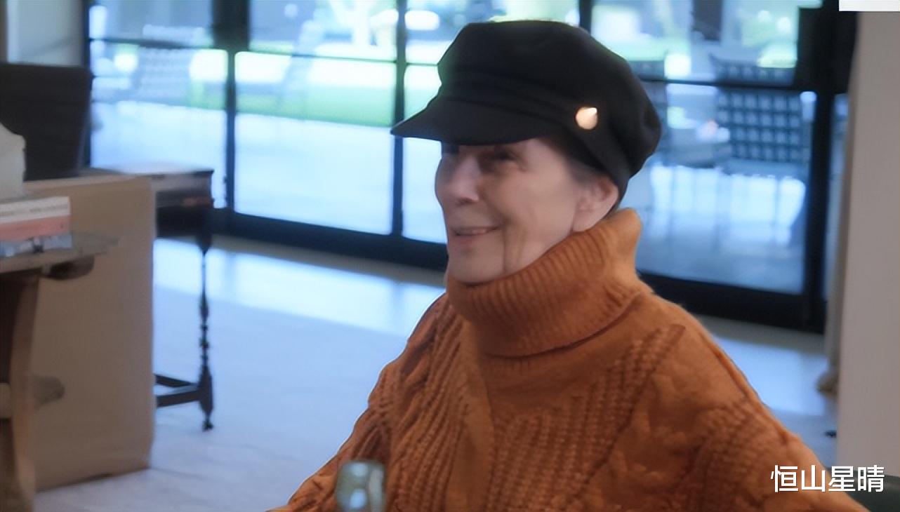 金·卡戴珊|金卡戴珊告诉外婆，她在特别的地方与皮特不可描述，只为纪念外婆