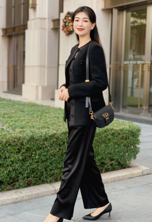 穿衣搭配|又飒又美的职场通勤穿搭,知性干练又有气场,让你轻松穿出气质美