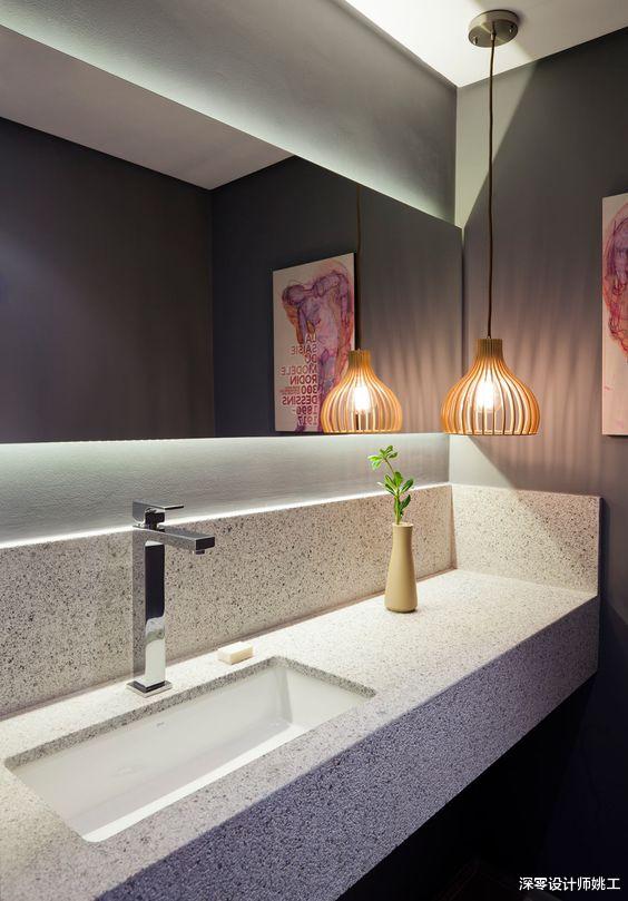 空间不同水槽也是不同的,厨房大单槽卫生间一体式台盆,非常实用