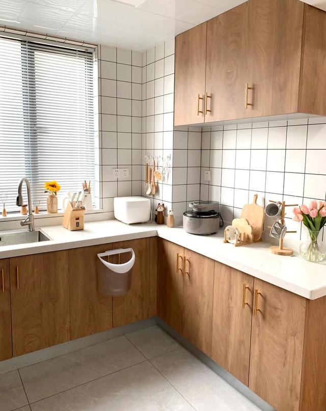 年轻夫妇拒绝“过度装修”，把131㎡家装修得堪称教科书，超羡慕