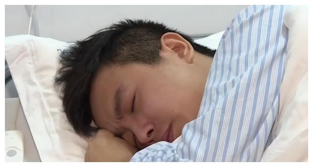 5年前,湖南小伙查出肿瘤绝症,父母4小时内相继离世
