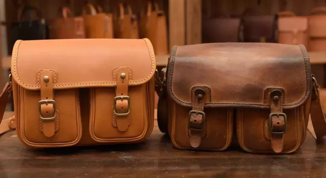 包包丨与冬天绝配的「皮革包」,去这些品牌里选