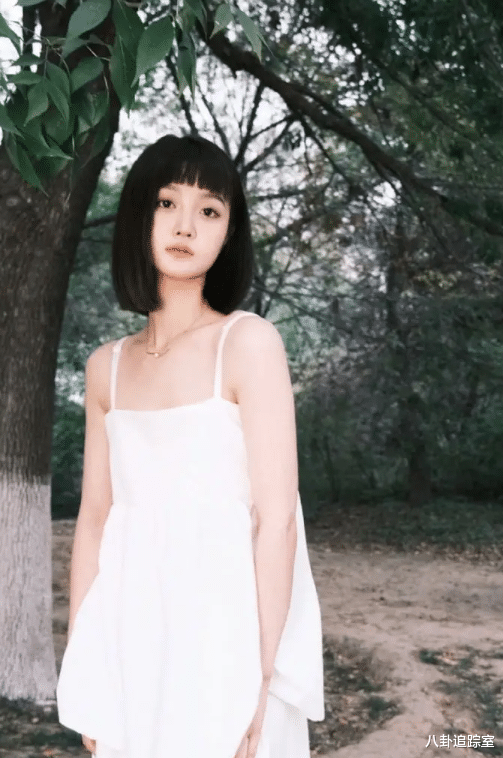 |邵晴凌晨发长文：因网暴割腕自杀，买超不让回应，法拉利是姐妹的