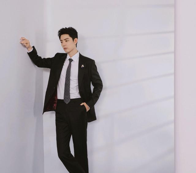 肖战|肖战音乐领域再获冠军，官媒直呼肖战为夺冠男神，非常难以超越