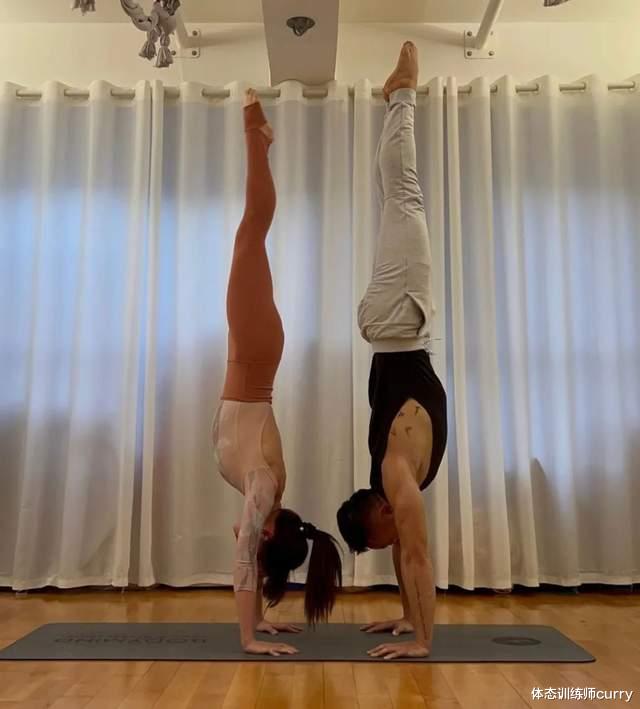 教练|44岁富婆与教练“玩托举”,这画面是不付费就能看的?