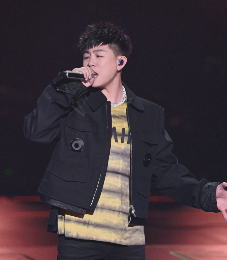 奔跑吧10|《奔跑吧10》乐山开录，首期飞行嘉宾阵容曝光，3位老队员惊喜亮相