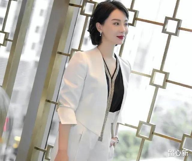 宋佳|8位女星自带“霸总”气质，霸气侧漏不油腻， 个个总裁范十足