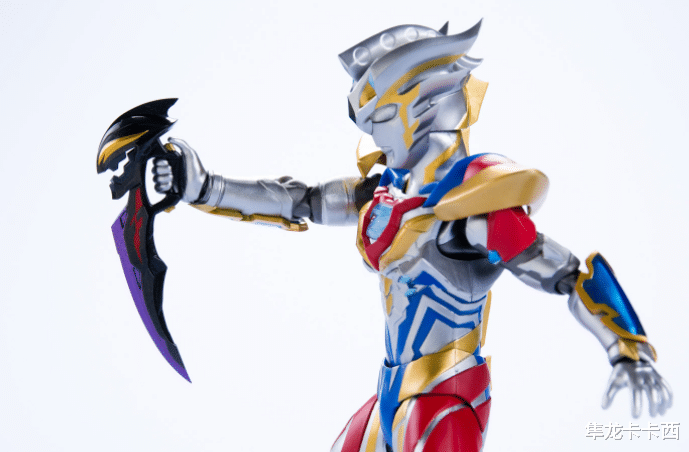 手办|泽塔奥特曼德尔塔天爪SHF手办实物详解 欧斯超人可不是刀架子