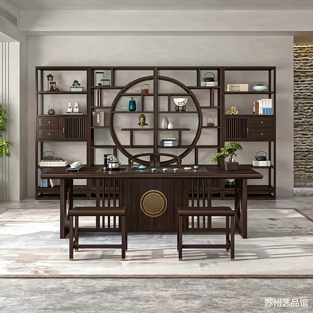 新中式既有传统的文化韵味,又有现代的时尚轻奢感