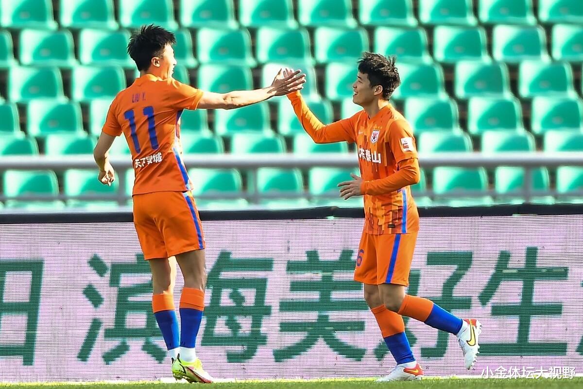 泰山队|0-1，1-1！泰山分裂成两队=就是人多，主力负浙江，替补平中乙