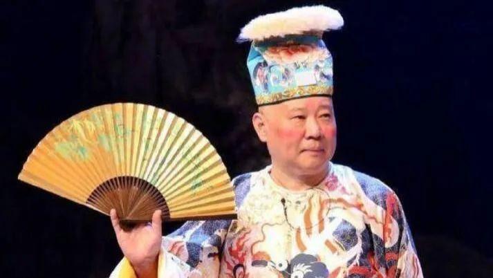 郭德纲|曝喜剧演员国外有私生子，早年和女粉丝所生，郭德纲躺枪