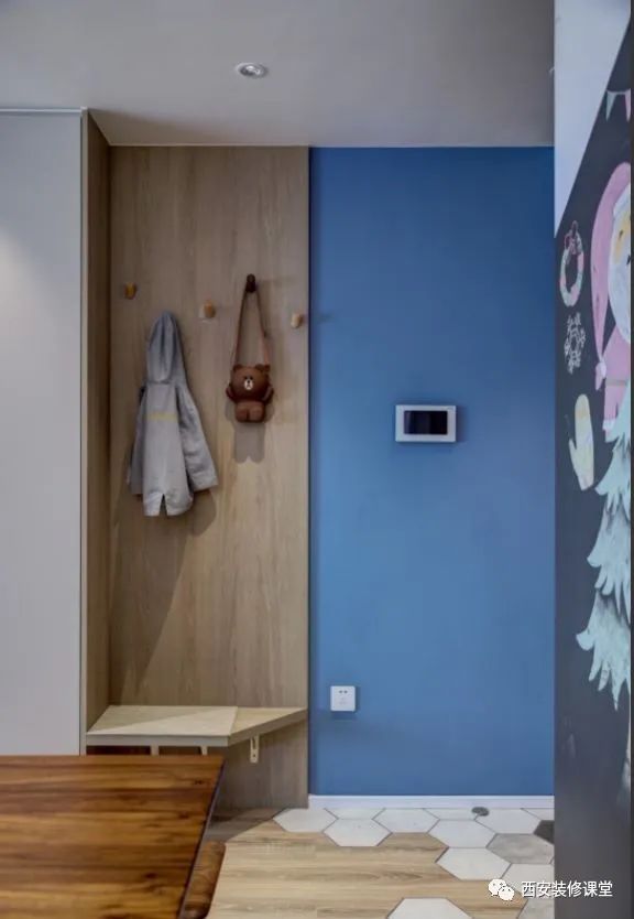 独特鞋柜设计,有些户型只能这样做