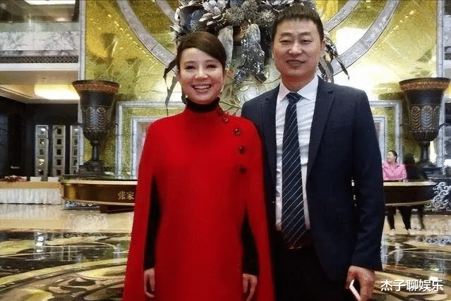 盲人歌手刘赛:失明29年,嫁军人丈夫,对方愿意为她捐献眼睛